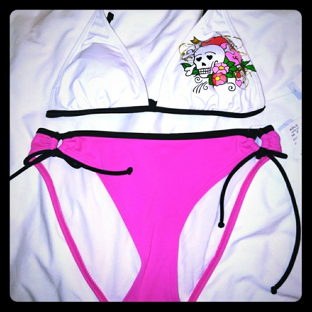 NWT Skull bikini 2 piece swim suit, size L